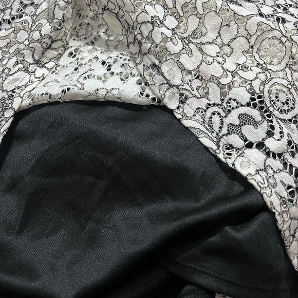 Adrianna Papell Sleeveless Pussycat Bow Tie-Neck Lace Top - Picture 12 of 13